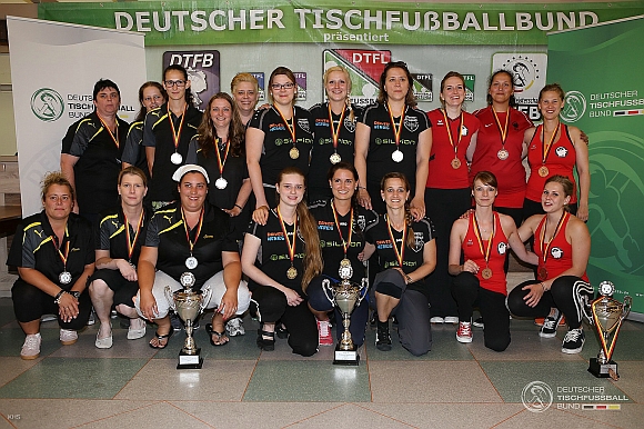 Siegerehrung DamenBuLi 2 2015